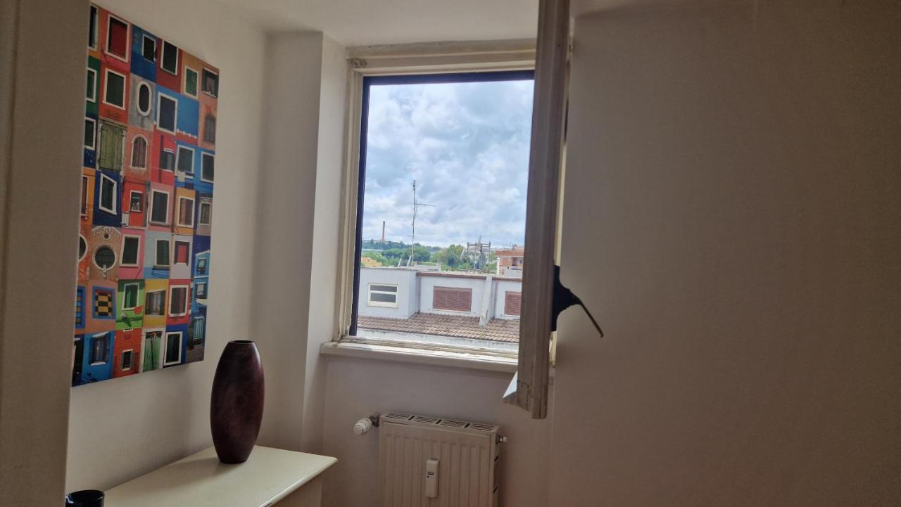 רומא Casa Di Libri - Delizioso Appartamento A 10 Min Da Trastevere מראה חיצוני תמונה